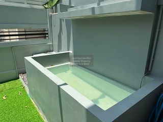 Casa en alquiler de 2 habitaciones en Wang Thonglang, Bangkok