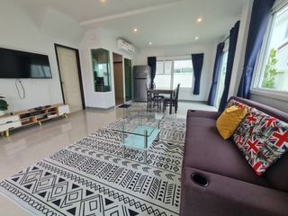 Haus zur Miete mit 3 Zimmer in Mueang Phuket, Phuket