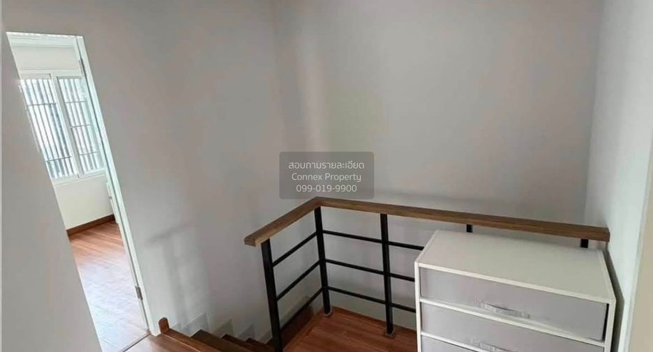For rent 3 bedrooms townhouse in Mueang Phuket, Phuket