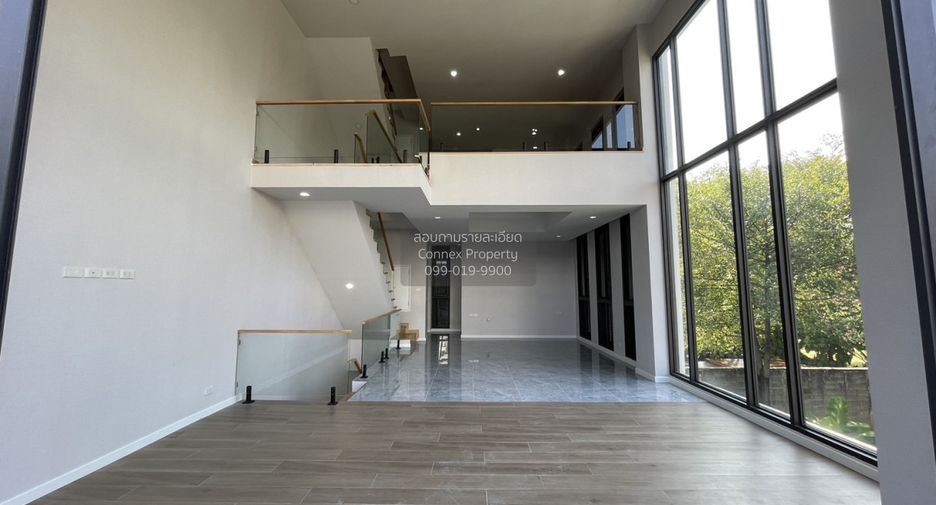 Casa en alquiler de 3 habitaciones en Watthana, Bangkok