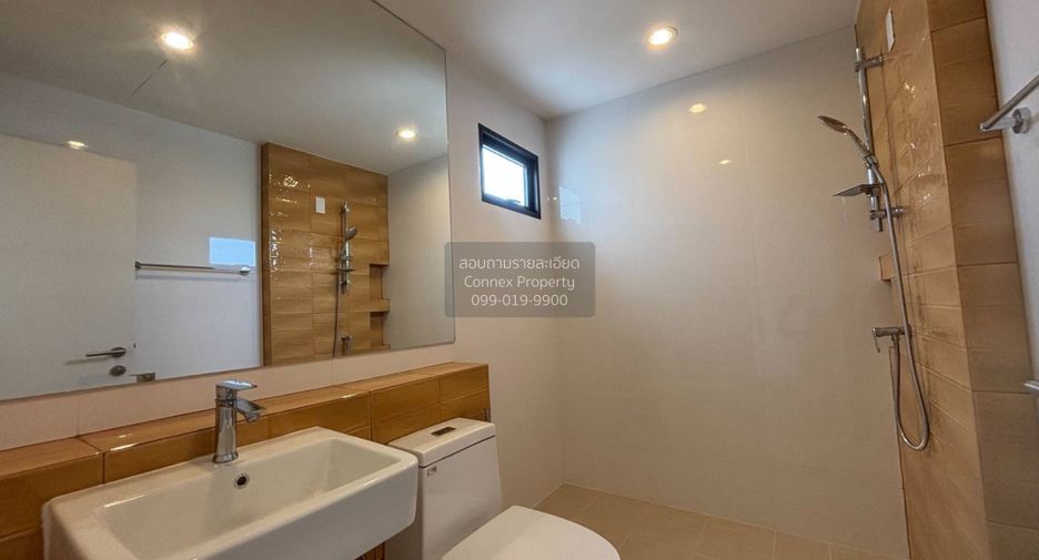 Casa en alquiler de 4 habitaciones en Bang Khun Thian, Bangkok