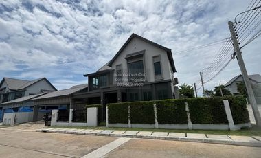 Casa en alquiler de 4 habitaciones en Bang Khun Thian, Bangkok
