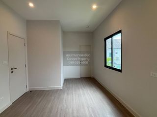 For rent 4 bedrooms house in Bang Khun Thian, Bangkok