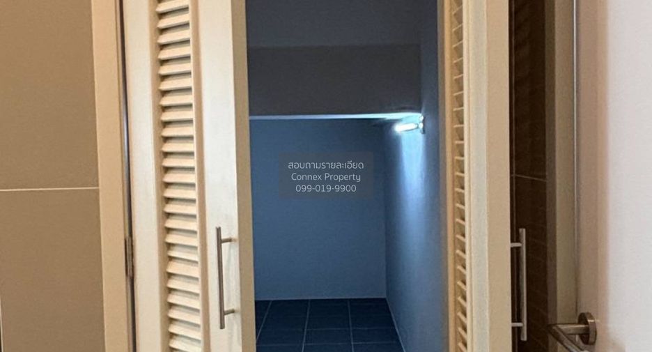 Casa en alquiler de 4 habitaciones en Bang Khun Thian, Bangkok