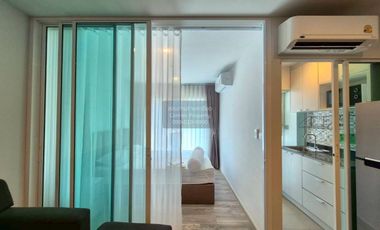 Condo en alquiler de 1 habitaciones en Bang Na, Bangkok