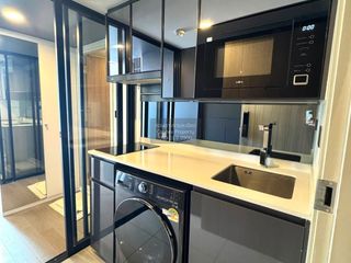 For rent 3 bedrooms condo in Bang Rak, Bangkok