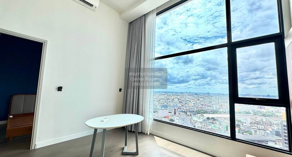 For rent 3 bedrooms condo in Bang Rak, Bangkok