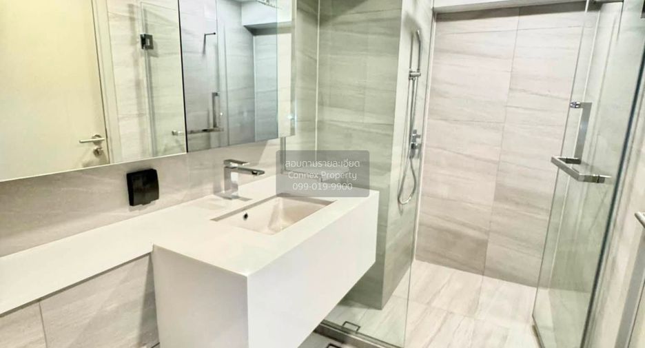 For rent 3 bedrooms condo in Bang Rak, Bangkok
