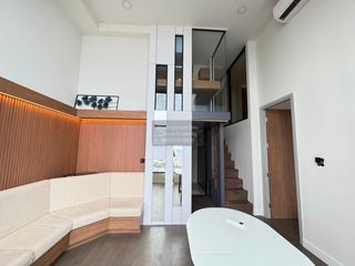 For rent 3 bedrooms condo in Bang Rak, Bangkok