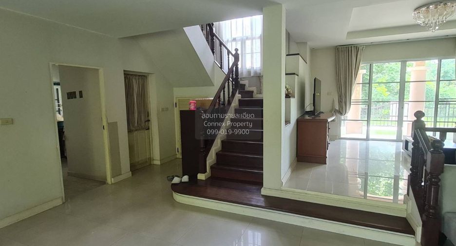 À louer 4 chambres maison à Thawi Watthana, Bangkok
