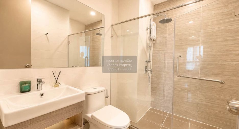 For rent 2 bedrooms condo in Watthana, Bangkok