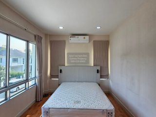 For rent 4 bedrooms house in Khan Na Yao, Bangkok
