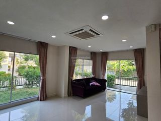 For rent 4 bedrooms house in Khan Na Yao, Bangkok