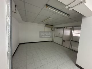 Oficina en alquiler de 1 habitaciones en Mueang Nonthaburi, Nonthaburi