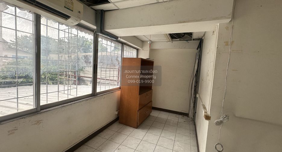 Oficina en alquiler de 1 habitaciones en Mueang Nonthaburi, Nonthaburi