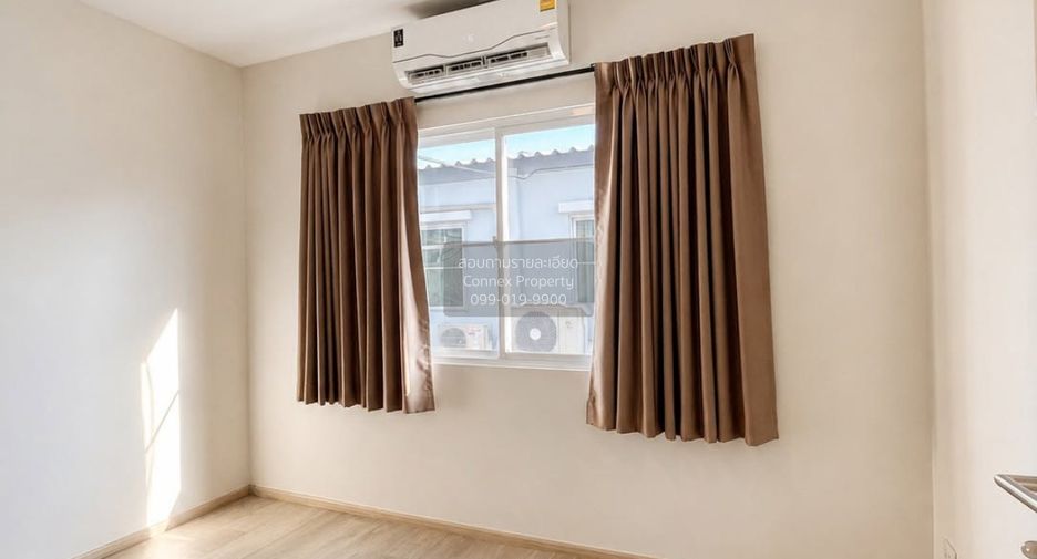 For rent 3 bedrooms townhouse in Prawet, Bangkok