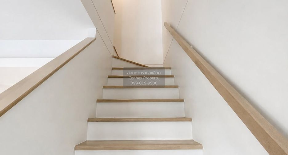 For rent 3 bedrooms townhouse in Prawet, Bangkok