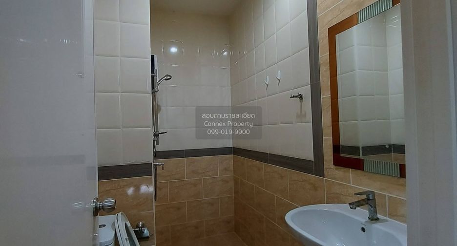 Reihenhaus zur Miete mit 4 Zimmer in Prawet, Bangkok