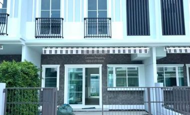 出租 3 卧室 联排别墅 在 Bang Phli, Samut Prakan