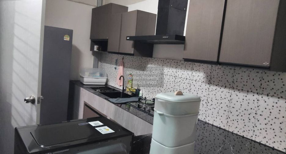For rent 4 bedrooms townhouse in Huay Yai, Pattaya