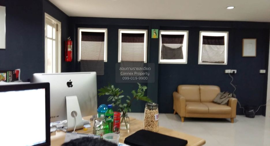 For rent 2 bedrooms townhouse in Chatuchak, Bangkok