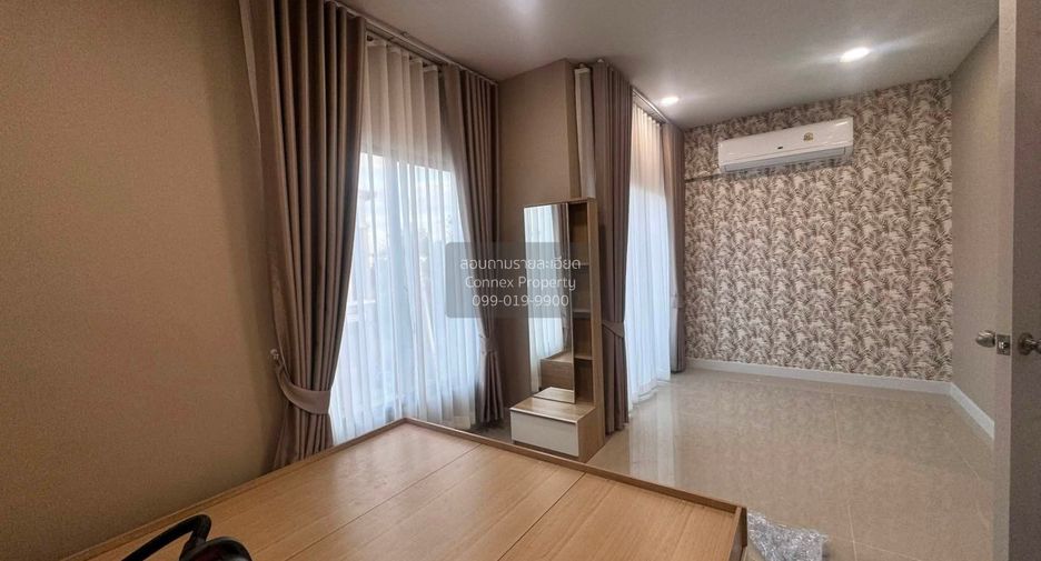 For rent 3 bedrooms townhouse in Sai Mai, Bangkok