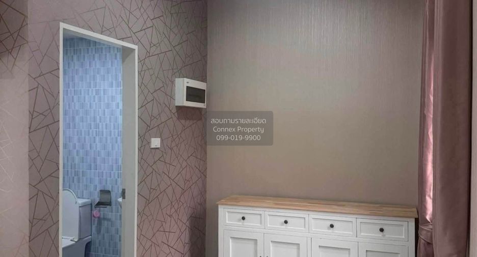 For rent 3 bedrooms townhouse in Sai Mai, Bangkok