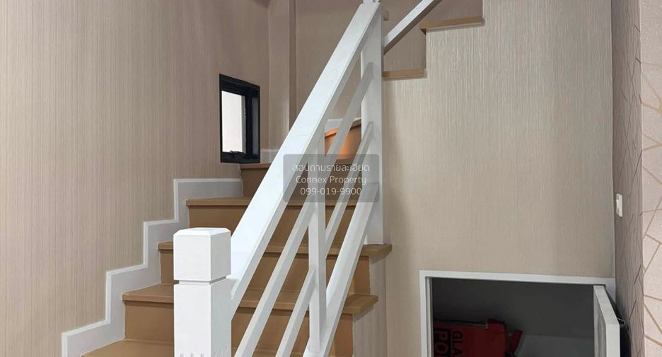 For rent 3 bedrooms townhouse in Sai Mai, Bangkok