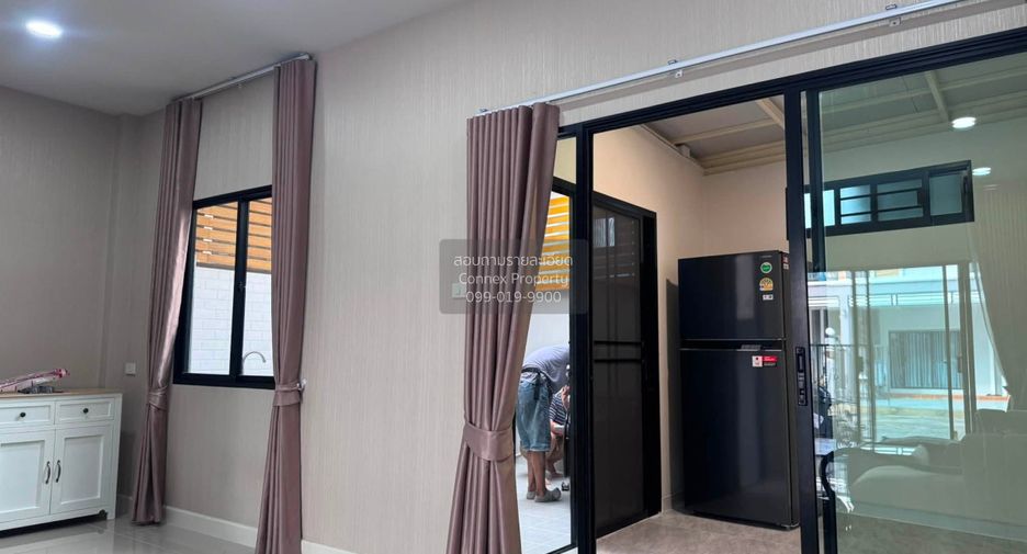For rent 3 bedrooms townhouse in Sai Mai, Bangkok