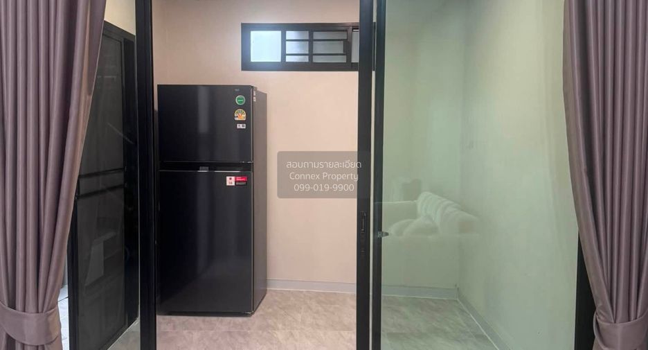 For rent 3 bedrooms townhouse in Sai Mai, Bangkok