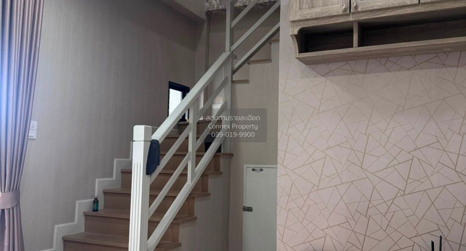 For rent 3 bedrooms townhouse in Sai Mai, Bangkok