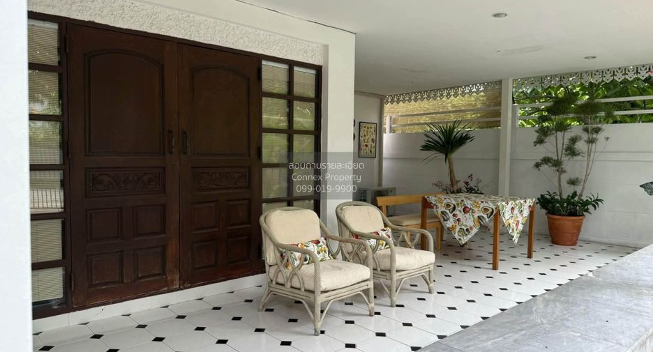 For rent 3 bedrooms house in Suan Luang, Bangkok