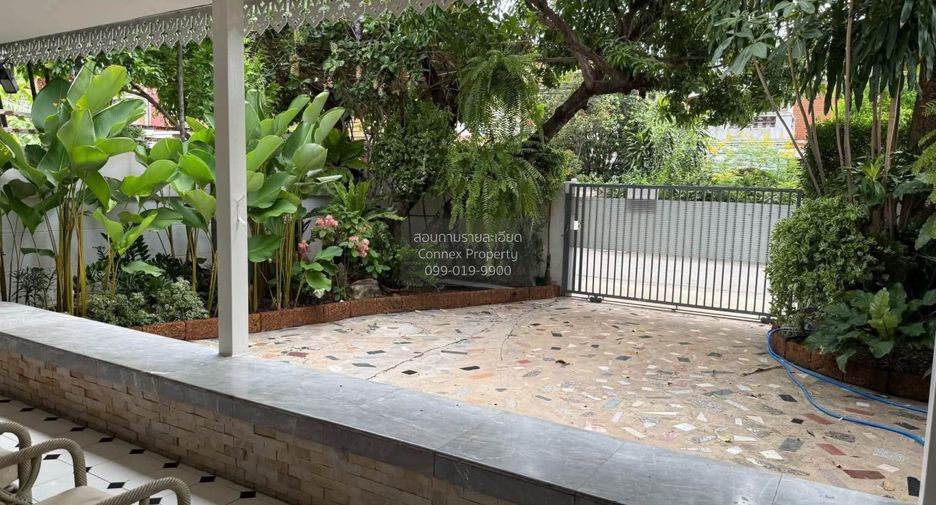 For rent 3 bedrooms house in Suan Luang, Bangkok