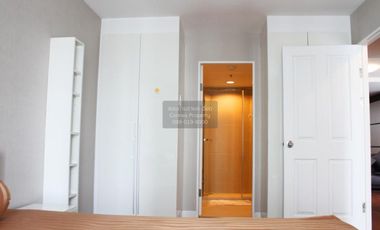 For rent 2 bedrooms condo in Huai Khwang, Bangkok
