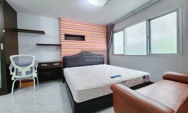 Wohnung zur Miete mit 1 Zimmer in Phra Khanong, Bangkok