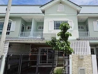 For rent 3 bedrooms townhouse in Bang Lamung, Chonburi