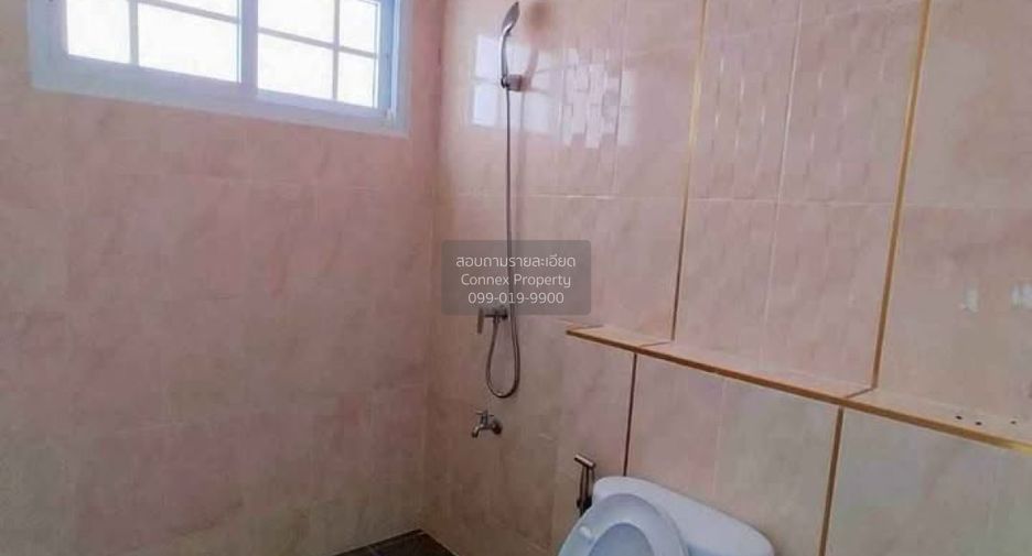 For rent 3 bedrooms townhouse in Huay Yai, Pattaya