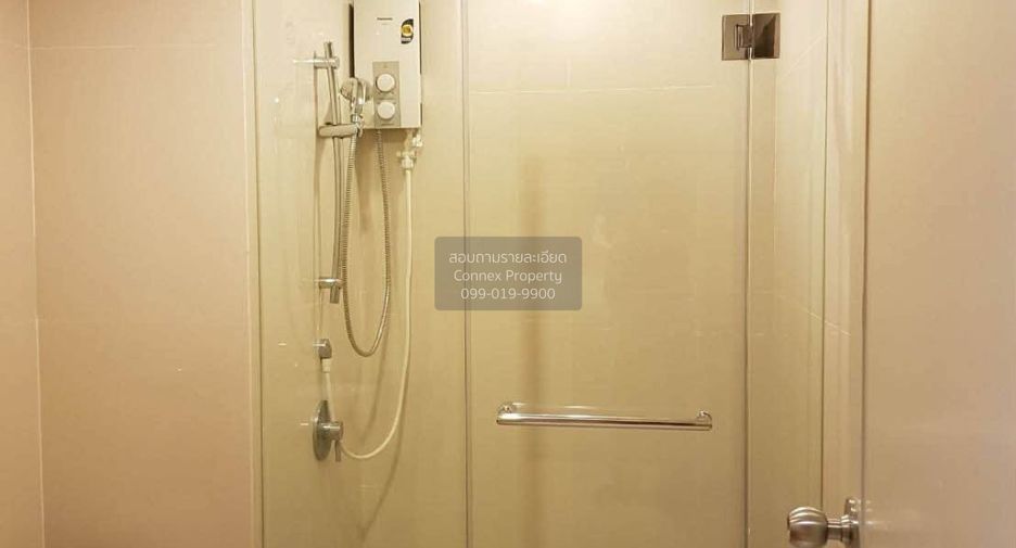 For rent 3 bedrooms condo in Bang Rak, Bangkok