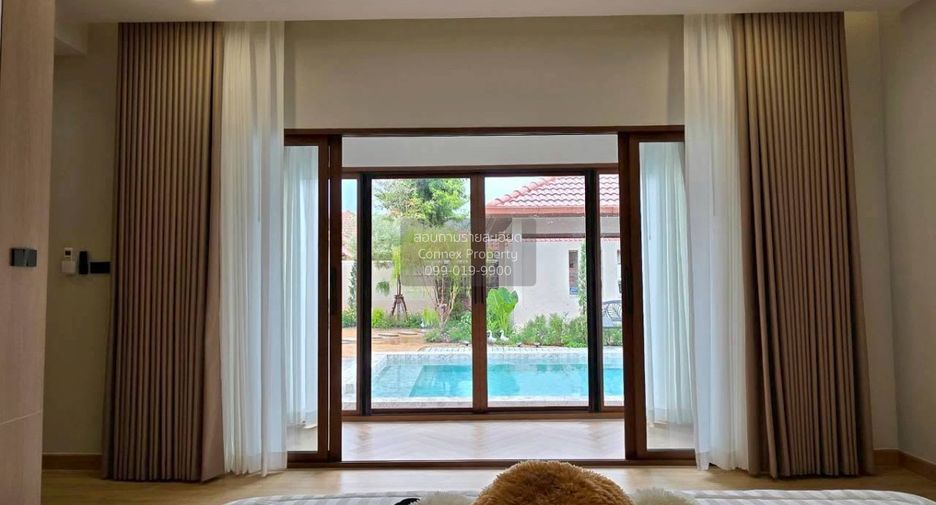 Casa en alquiler de 4 habitaciones en Huay Yai, Pattaya