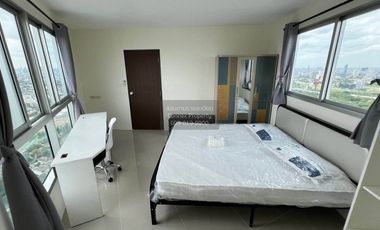 À louer 2 chambres condo à Suan Luang, Bangkok