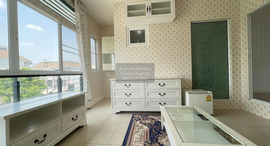 For rent 3 ベッドルーム townhouse in Bang Kapi, Bangkok
