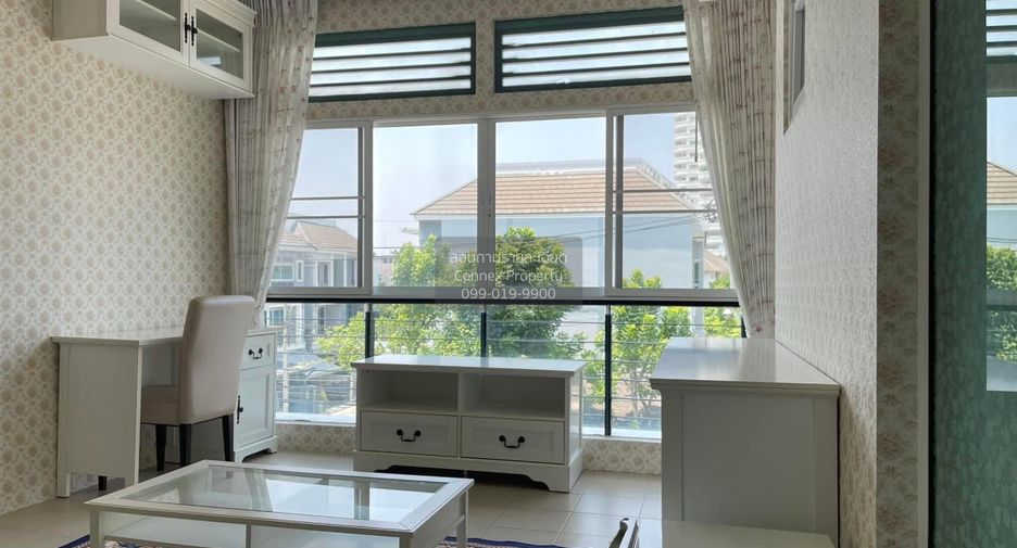For rent 3 ベッドルーム townhouse in Bang Kapi, Bangkok