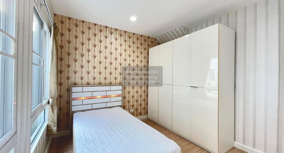 For rent 3 ベッドルーム townhouse in Bang Kapi, Bangkok