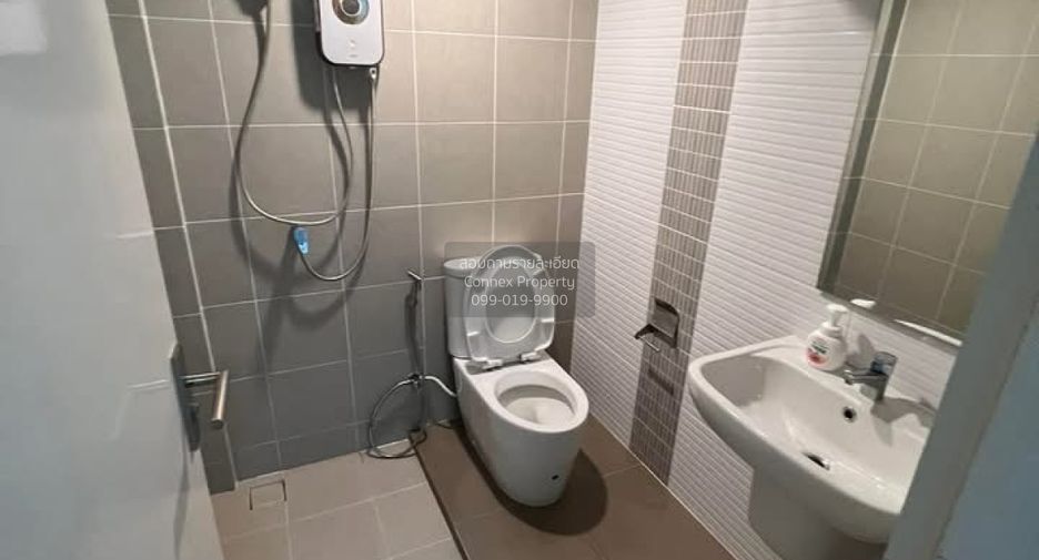 Haus zur Miete mit 4 Zimmer in Saphan Sung, Bangkok