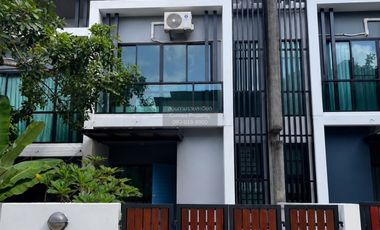 For rent 2 bedrooms townhouse in Mueang Phuket, Phuket