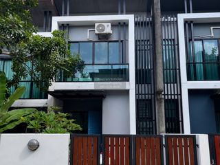 For rent 2 bedrooms townhouse in Mueang Phuket, Phuket