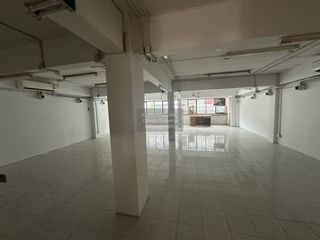 Oficina en alquiler de 1 habitaciones en Mueang Nonthaburi, Nonthaburi