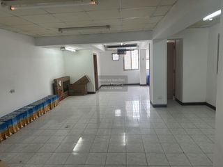 Oficina en alquiler de 1 habitaciones en Mueang Nonthaburi, Nonthaburi