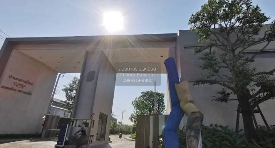 For rent 4 ベッドルーム townhouse in Bang Kapi, Bangkok