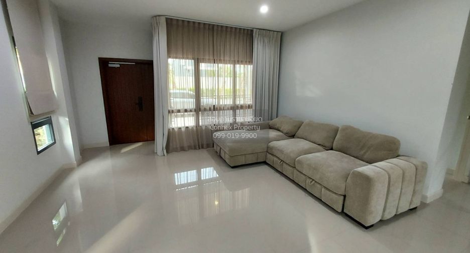 For rent 4 ベッドルーム townhouse in Bang Kapi, Bangkok